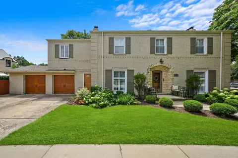 9101 S Bell Ave, Chicago, IL 60643