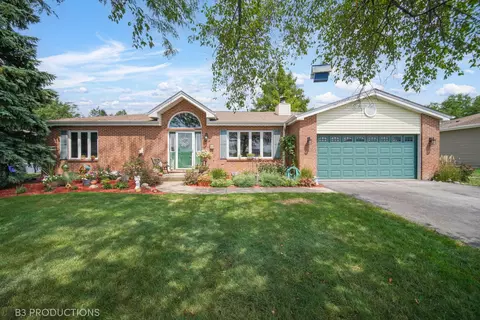 5026 W Margaret St, Monee, IL 60449