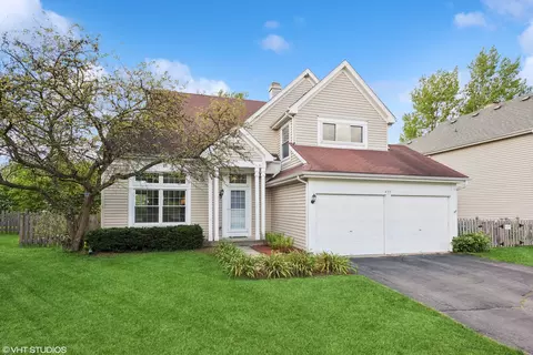 455 Harvard Ln, Bartlett, IL 60103