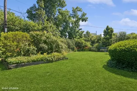 1344 Pendleton Ln, Glenview, IL 60025 photo 19
