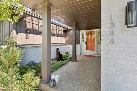 1344 Pendleton Ln, Glenview, IL 60025 photo 3