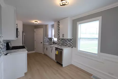643 E 102nd St, Chicago, IL 60628 photo 12