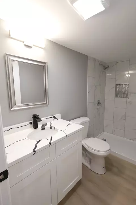643 E 102nd St, Chicago, IL 60628 photo 22