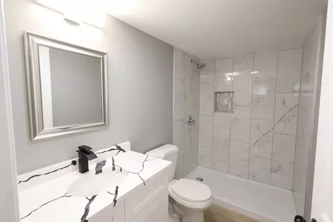 643 E 102nd St, Chicago, IL 60628 photo 23