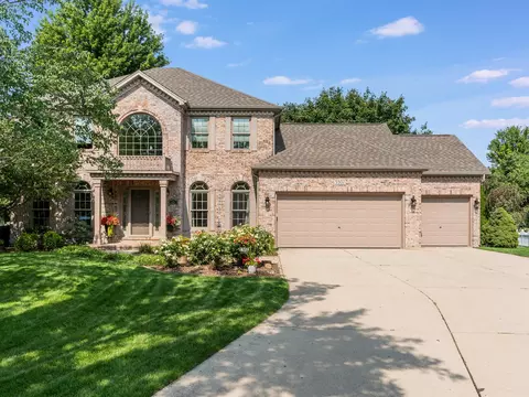 5307 Velvet Bent Ct E, Naperville, IL 60564