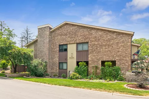 3 W Boulder Ct #3C, Palos Hills, IL 60465