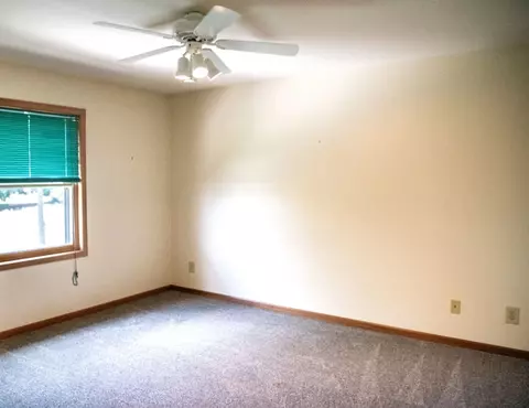 Bedroom - 3108 E 19th St, Sterling, IL 61081 photo 2 of 4