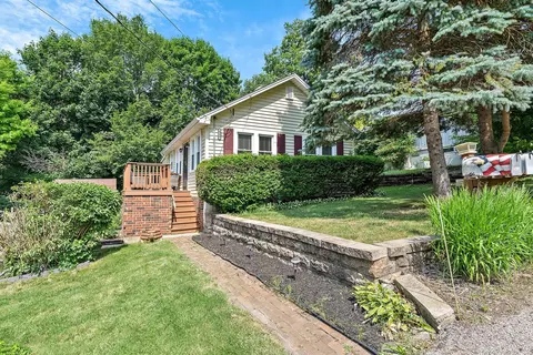 8409 Balder Dr, Cary, IL 60013 photo 1