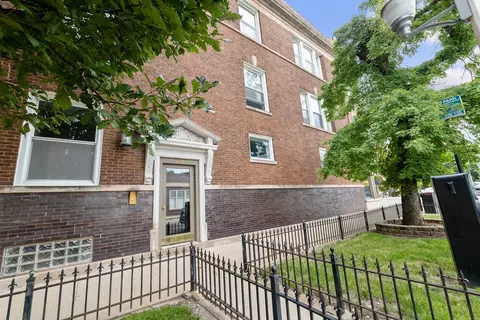 2409 N Sawyer Ave #2, Chicago, IL 60647