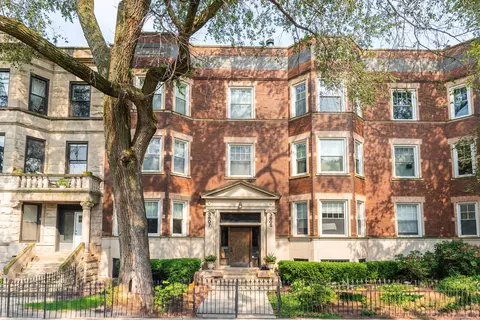 3805 N Wilton Ave #3, Chicago, IL 60613
