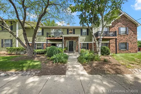 1300 Mc Dowell Rd #203, Naperville, IL 60563