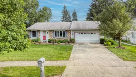 457 Fall Cir, Roselle, IL 60172 photo 2
