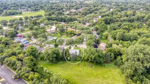 457 Fall Cir, Roselle, IL 60172 photo 37