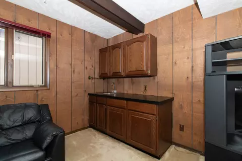 207 S Hershey Rd, Bloomington, IL 61704 photo 27