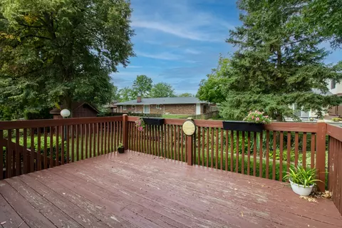207 S Hershey Rd, Bloomington, IL 61704 photo 38