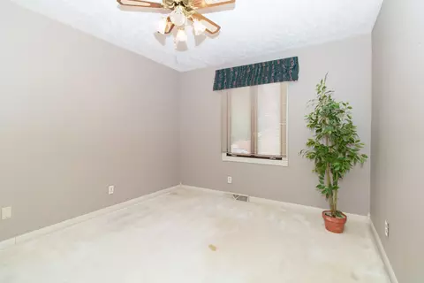 207 S Hershey Rd, Bloomington, IL 61704 photo 22