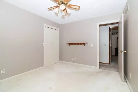 207 S Hershey Rd, Bloomington, IL 61704 photo 23