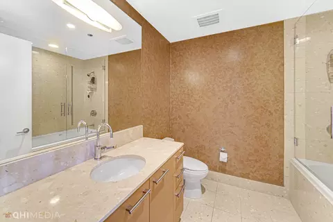 340 E Randolph St #900, Chicago, IL 60601 photo 13