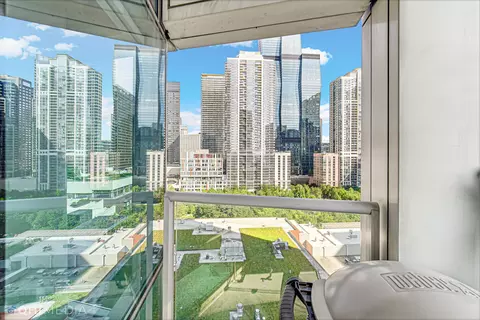 340 E Randolph St #900, Chicago, IL 60601 photo 18