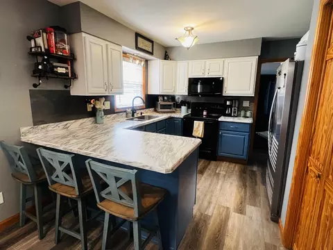 500 N Wabash St, Forrest, IL 61741 photo 5