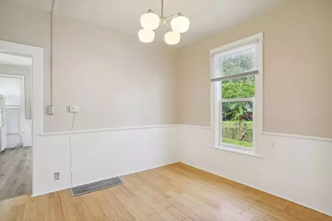 110 E Park St, Champaign, IL 61820 photo 9