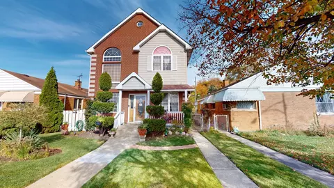 7538 W Foster Ave, Chicago, IL 60656