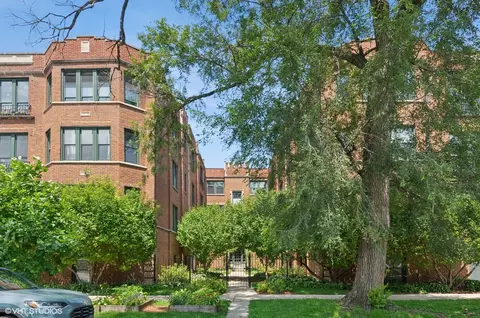 3124 W Carmen Ave #2, Chicago, IL 60625