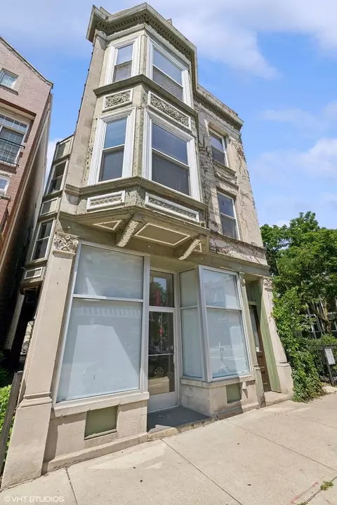 3054 N Sheffield Ave #3, Chicago, IL 60657