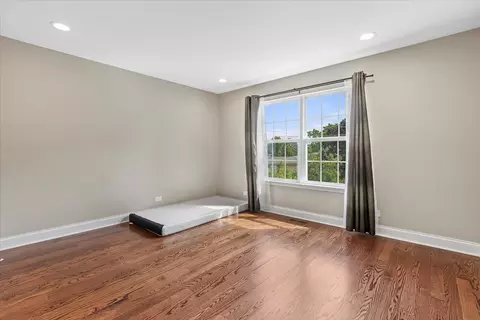 Bedroom - 3123 Central Ct, Glenview, IL 60025 photo 1 of 3