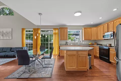 Kitchen - 3123 Central Ct, Glenview, IL 60025 photo 1 of 1