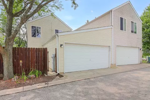 1055 Symphony Dr, Aurora, IL 60504 photo 19