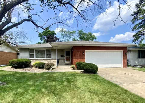 3344 E 170th St, Lansing, IL 60438