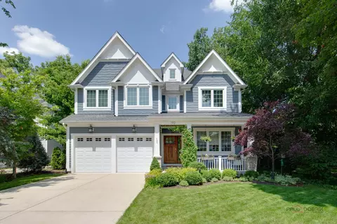Exterior - 192 Gage Rd, Riverside, IL 60546 photo 2 of 10