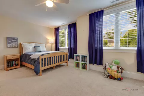 Bedroom - 192 Gage Rd, Riverside, IL 60546 photo 4 of 9