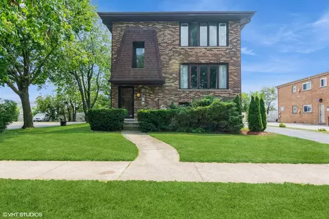 4131 Lindenwood Dr, Matteson, IL 60443