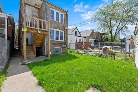 4434 W Gladys Ave, Chicago, IL 60624 photo 4