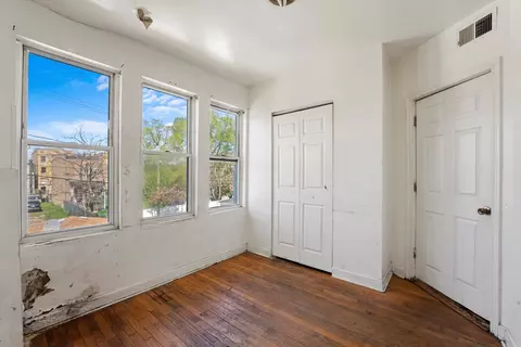 4434 W Gladys Ave, Chicago, IL 60624 photo 23