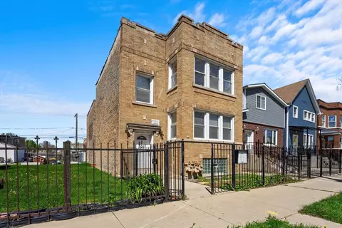 4434 W Gladys Ave, Chicago, IL 60624 photo 2