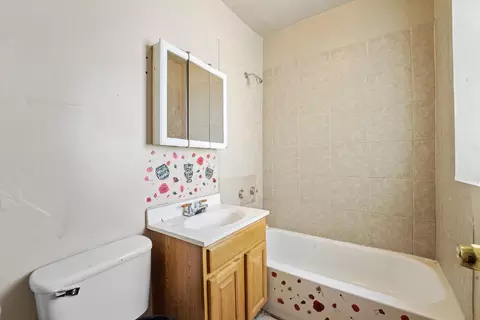 4434 W Gladys Ave, Chicago, IL 60624 photo 7