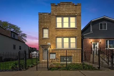 4434 W Gladys Ave, Chicago, IL 60624 photo 3