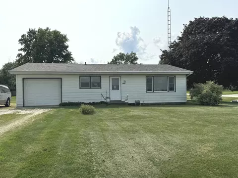 5310 S State Rte 1, Saint Anne, IL 60964