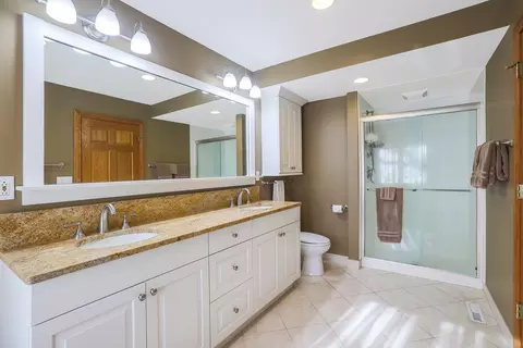 Bath - 437 High Rd, Cary, IL 60013 photo 1 of 6