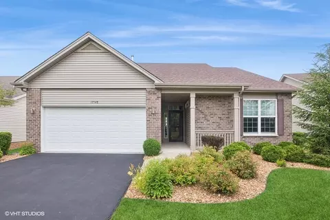 17548 Bonneville St, Lockport, IL 60441