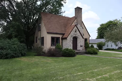 210 Red Oak Rd, Walnut, IL 61376 photo 2