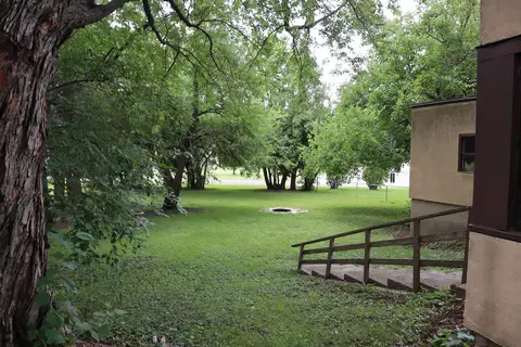 210 Red Oak Rd, Walnut, IL 61376 photo 4