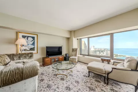 175 E Delaware Pl #4604, Chicago, IL 60611 photo 8