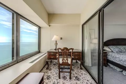 175 E Delaware Pl #4604, Chicago, IL 60611 photo 13