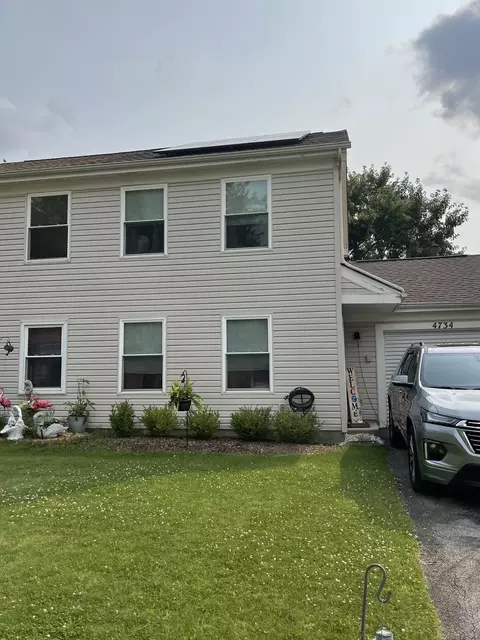 4734 Whitney Dr, Hanover Park, IL 60133