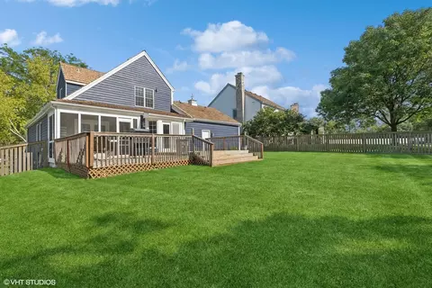 548 Long Hill Rd, Gurnee, IL 60031 photo 21