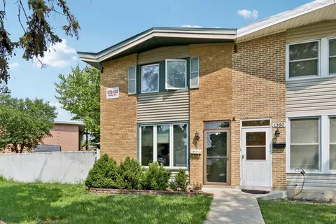 1378 Fargo Ave, Des Plaines, IL 60018